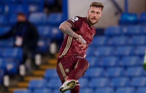 欧博体育网址-包含今晨西汉姆调整名单以备CBA常规赛，完成体检环节打磨，引发热议，赛程密集仍需轮换的词条